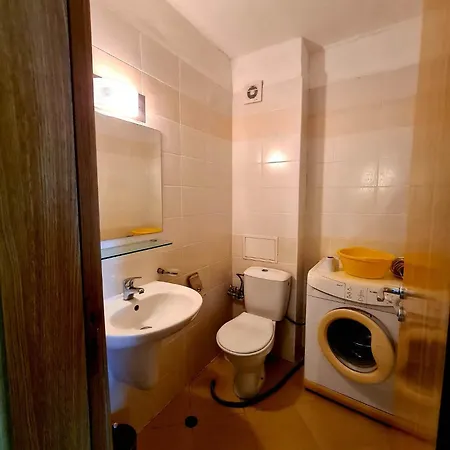 Lejlighedshotel тристаен просторен с две отделни спални Sunny Beach