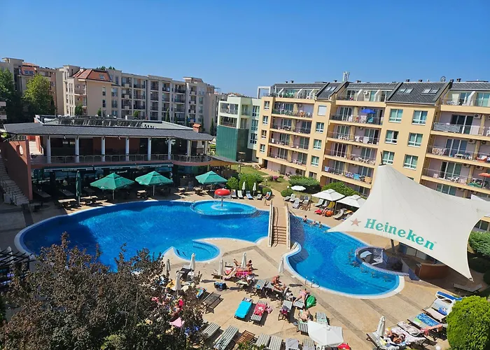 тристаен просторен с две отделни спални 아파트호텔 써니비치